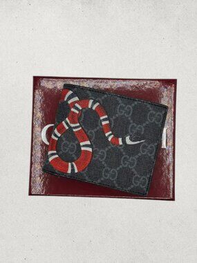 Gucci GG Supreme Canvas Bifold Wallet Red Snake